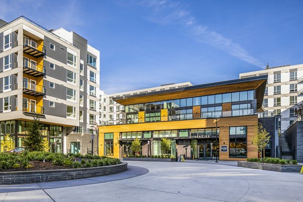 Hyde Square Apartments in Bellevue