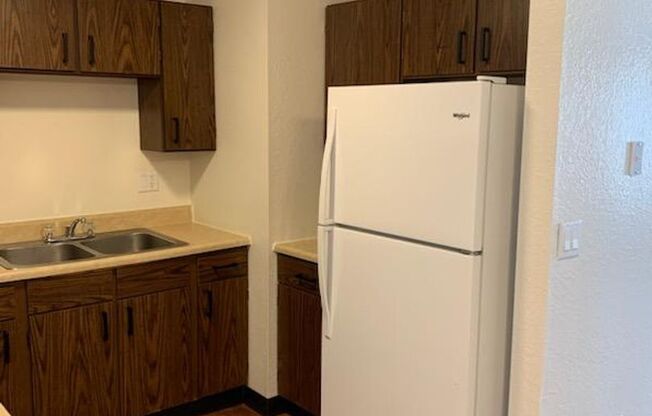 1 bed, 1 bath, 665 sqft, $749