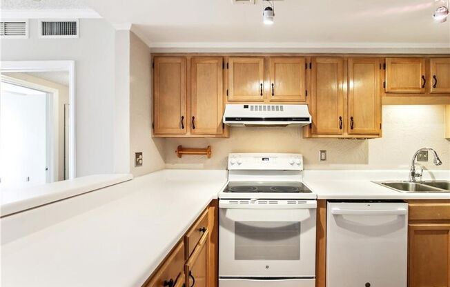 1 bed, 1 bath, $1,795, Unit # 1606