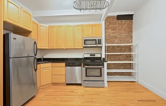 3 beds, 2 baths, $6,250, Unit A