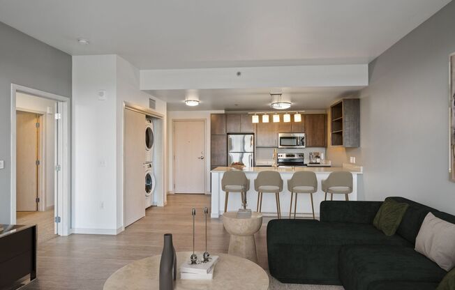 1 bed, 1 bath, 746 sqft, $1,825, Unit 0411