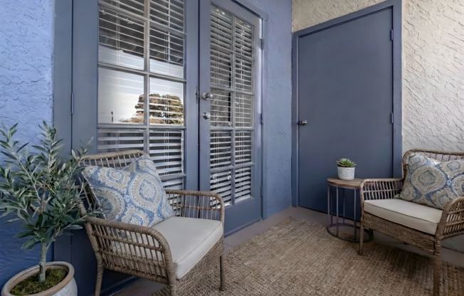 2 beds, 2 baths, 817 sqft, $1,175, Unit 124