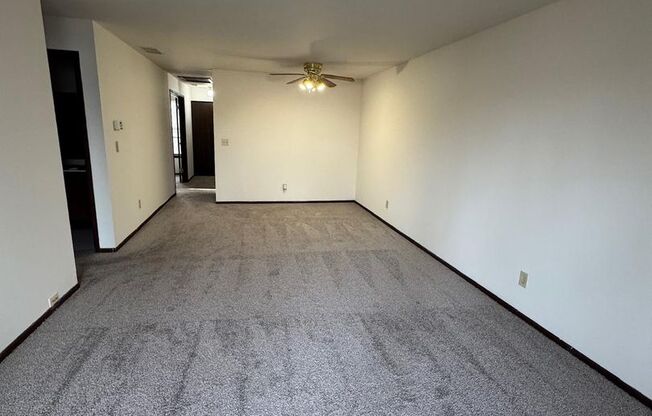 2 beds, 1.5 baths, 1,000 sqft, $1,451, Unit 8167-8167K