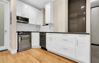 1 bed, 1 bath, $4,000, Unit 1-D