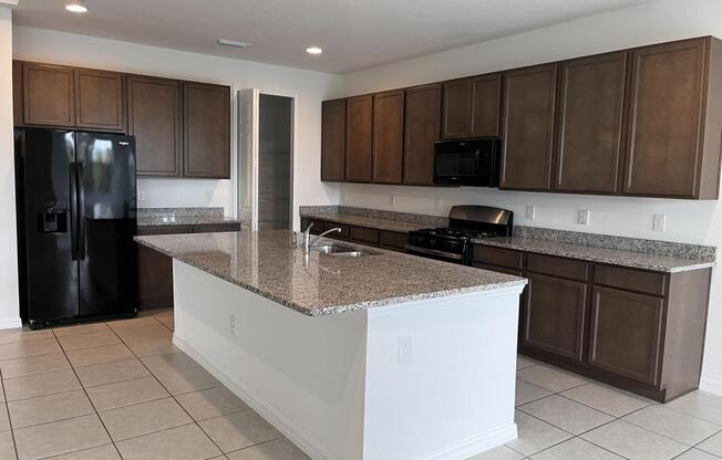 19736 LONESOME PINE DR