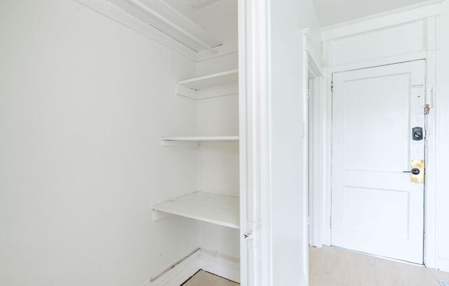 Studio, 1 bath, 375 sqft, $1,049, Unit C3