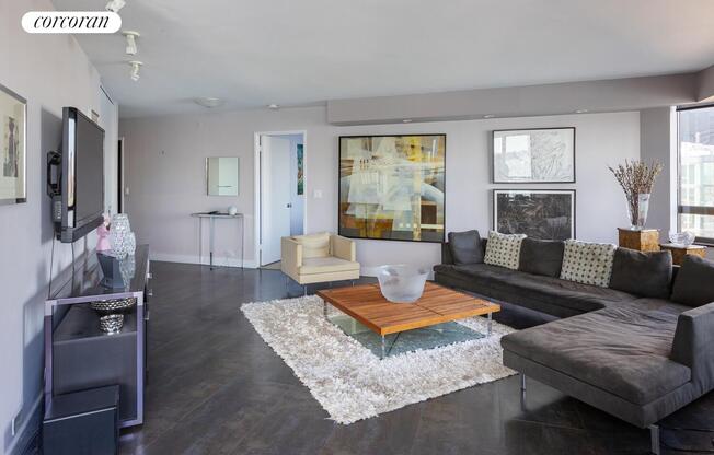 1 bed, 2 baths, 1,025 sqft, $7,500, Unit 15C