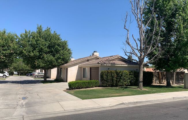Brookside Dr 3216