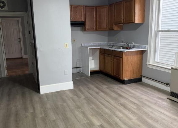 51 53 BELLEVUE AVE