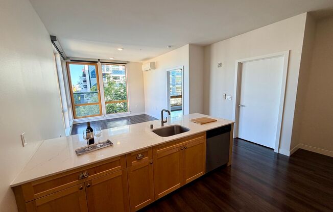 2 beds, 2 baths, 826 sqft, $2,499, Unit Unit 407