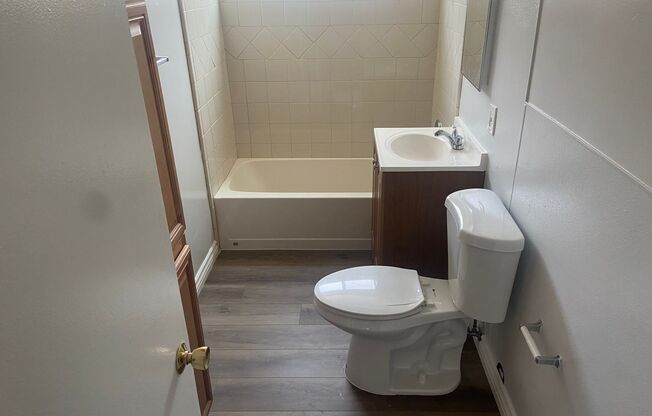 Studio, 1 bath, 392 sqft, $1,400, Unit 838 #08