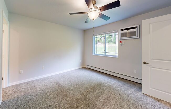 2 beds, 2 baths, 912 sqft, $1,490, Unit 2055-01