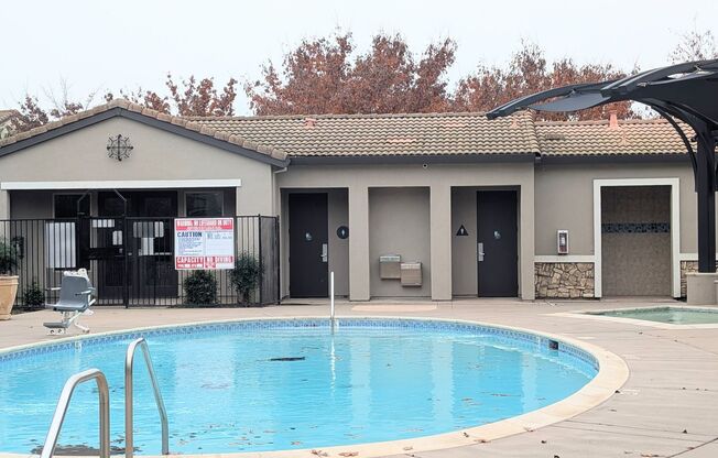 3 beds, 2.5 baths, $2,550, Unit # 67104