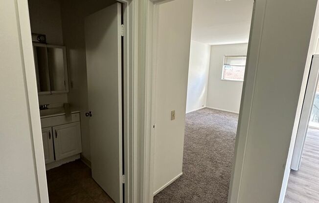 1 bed, 1 bath, 650 sqft, $1,695, Unit Unit 201