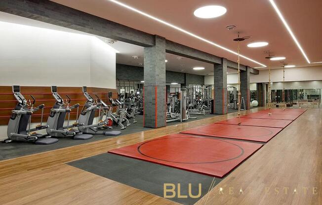 2 beds, 2.5 baths, 1,305 sqft, $9,000, Unit 7-M