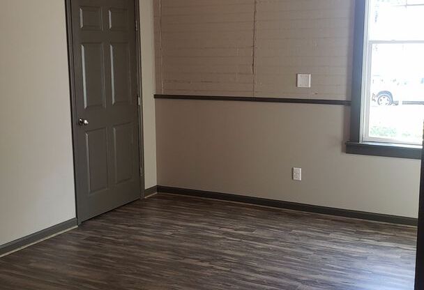 2 bed/1 bath home