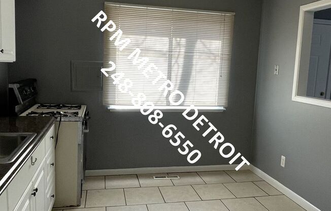 2 beds, 1 bath, $1,195