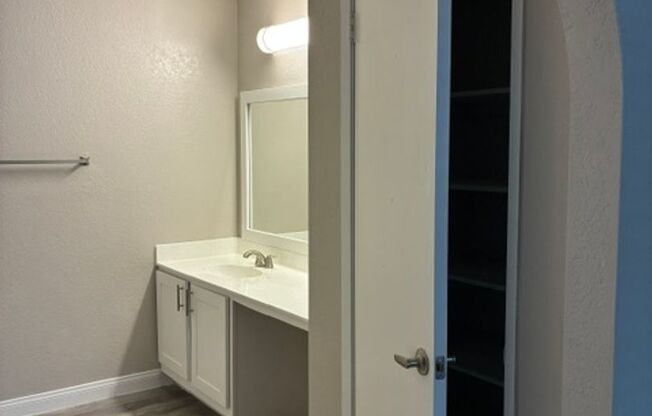 2 beds, 2 baths, 1,085 sqft, $1,450, Unit CA 1330-120
