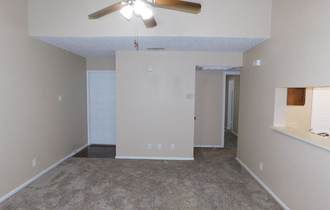 Country Hollow Condominiums