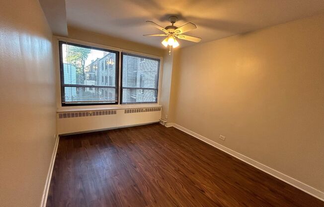 1 bed, 1 bath, 700 sqft, $2,000, Unit 418-0308