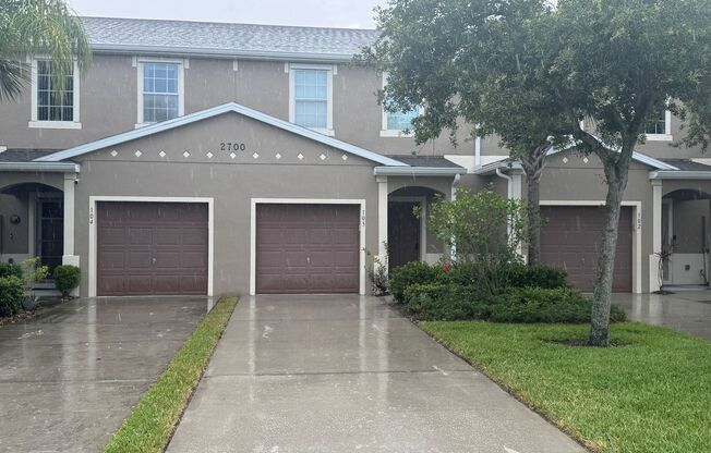 Beautiful 2br/2.5ba townhouse in Lake Washington Townhomes