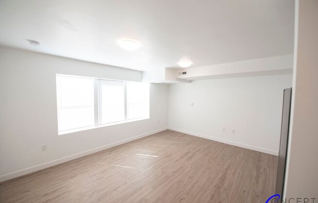 1 bed, 1 bath, 413 sqft, $1,349, Unit 111- (42)