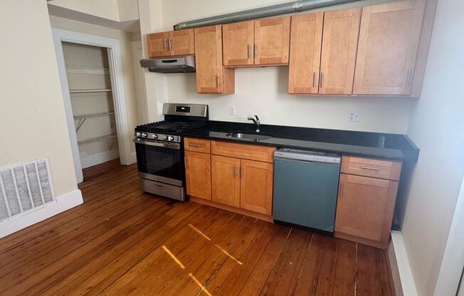 10-28 CENTENNIAL PLACE LLC