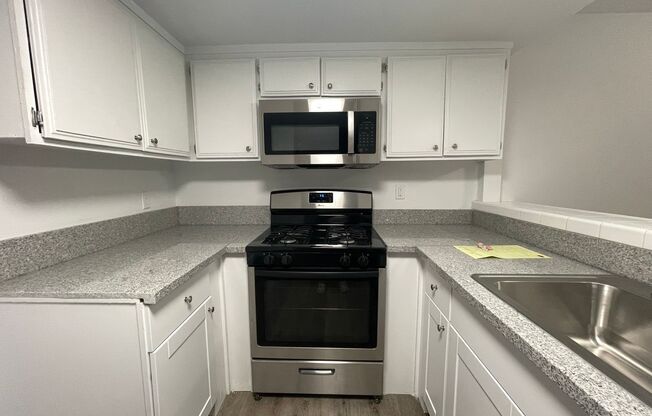 5317-5311 Denny Ave