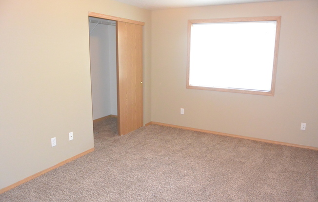 3 beds, 2 baths, $2,150