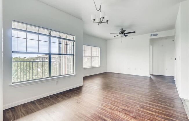 2320 Gracy Farms Lane, Unit 835