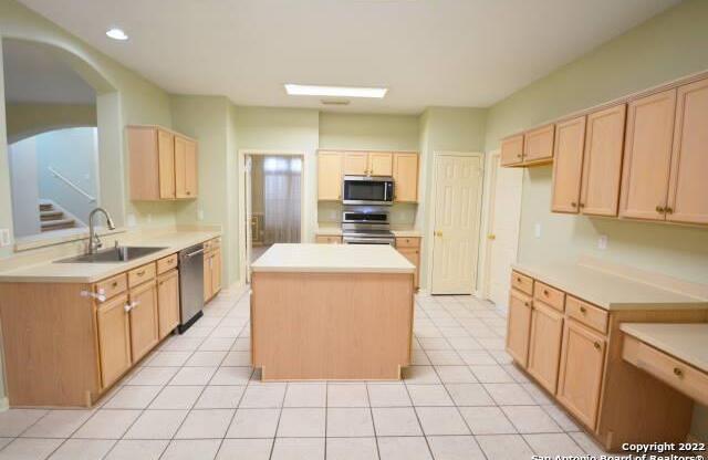 119 BAYTHORNE