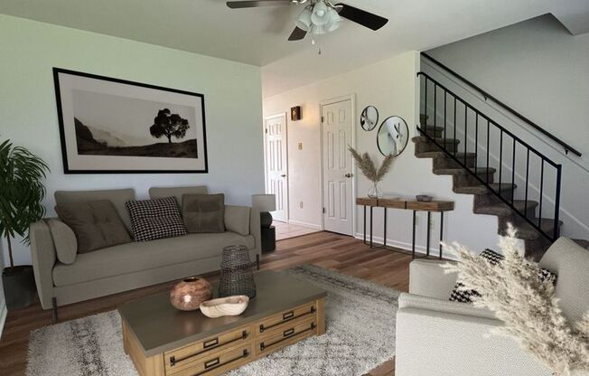 2 beds, 1.5 baths, 907 sqft, $1,400, Unit 19A