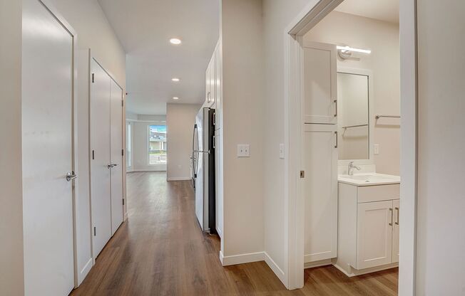2 beds, 2 baths, 940 sqft, $1,950, Unit 311