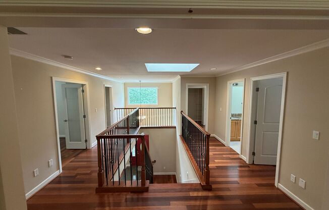 Beautiful Upscale Large High End Home in Kirkland!