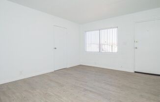 2 beds, 1 bath, 800 sqft, $1,050, Unit 2929-104