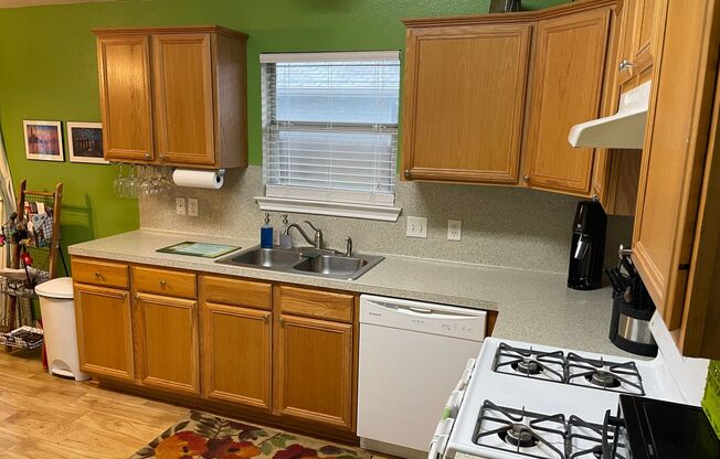 MAY PRE-LEASE!!!!  Adorable 3 Bedroom Home in Westfield