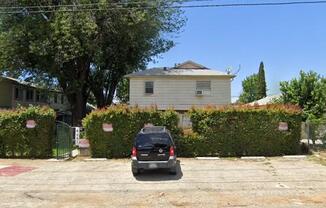 6061 Cahuenga #1
