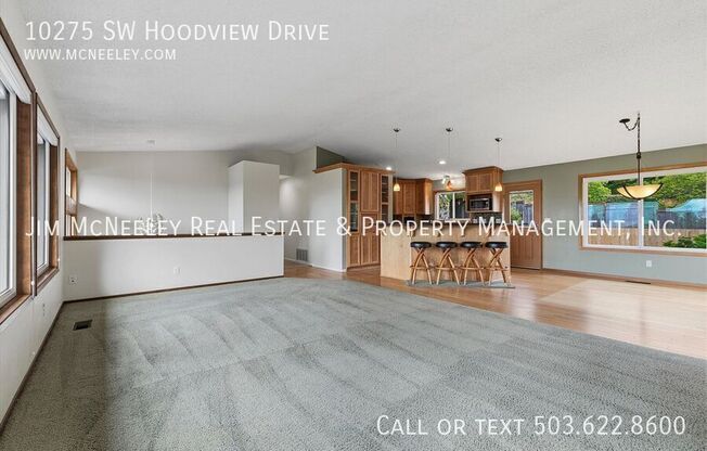 10275 SW HOODVIEW DR