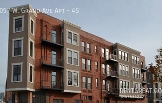 1057 W Grand Ave, Chicago IL