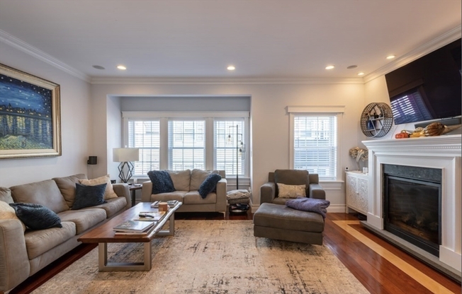 109 TUDOR ST