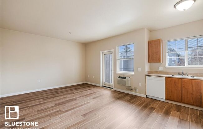 1 bed, 1 bath, 725 sqft, $1,350, Unit 1154-302