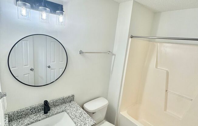 3 beds, 2 baths, 1,248 sqft, $1,695, Unit 315-203