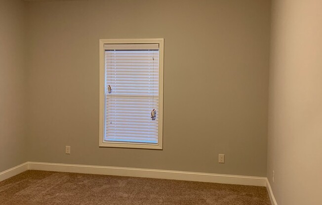 1 bed, 1 bath, 848 sqft, $775, Unit 35