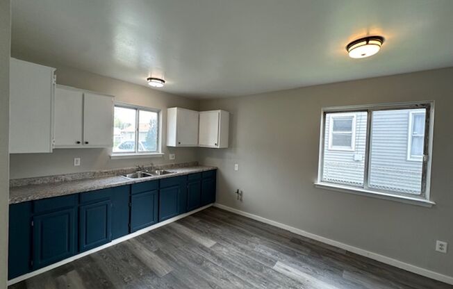 3 beds, 1 bath, $1,350