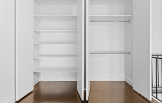 1 bed, 1 bath, $4,850, Unit 5E
