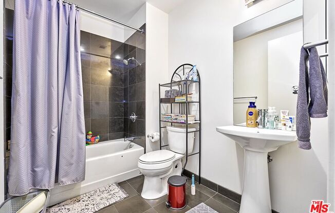 3223 W 6th St Unit 1005