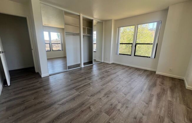 3 beds, 2 baths, 1,300 sqft, $3,395, Unit 14