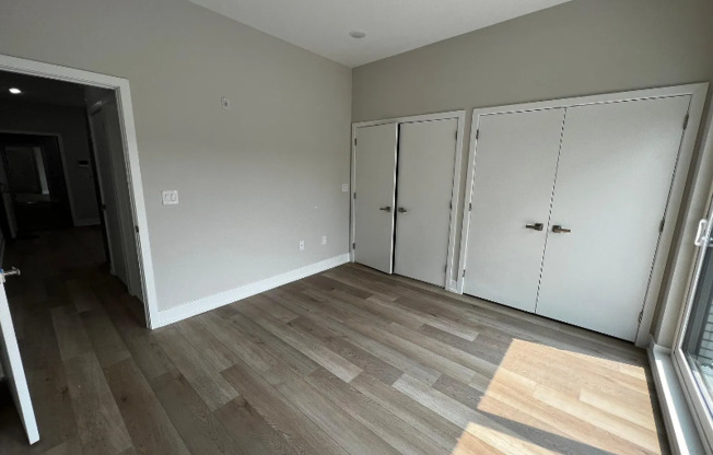 719 N 35 ST
