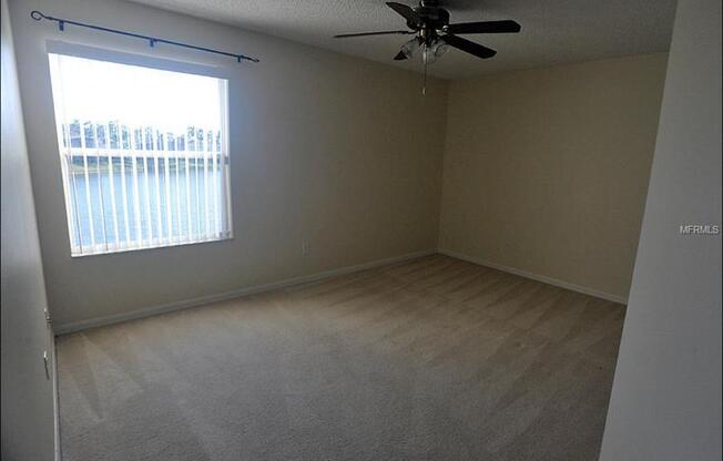 Lovely 4 bedrooms 2 and half baths Home in StoneyBrook Golf Community!