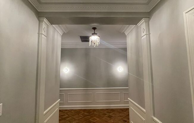 3 beds, 2.5 baths, 2,130 sqft, $3,024, Unit 1200